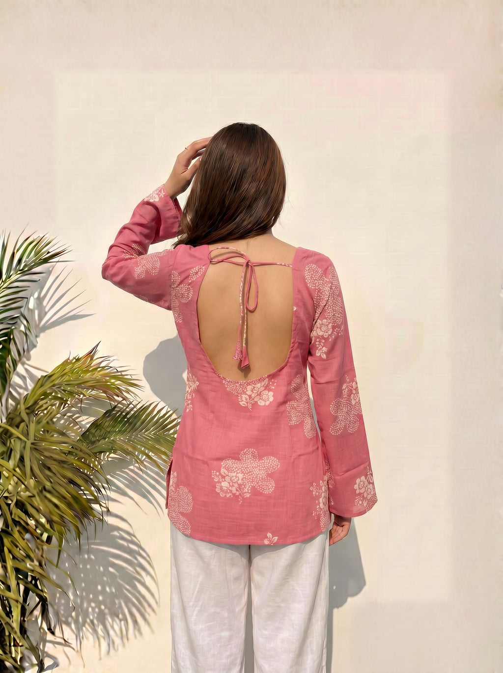 Tara sleeved deep back kurti