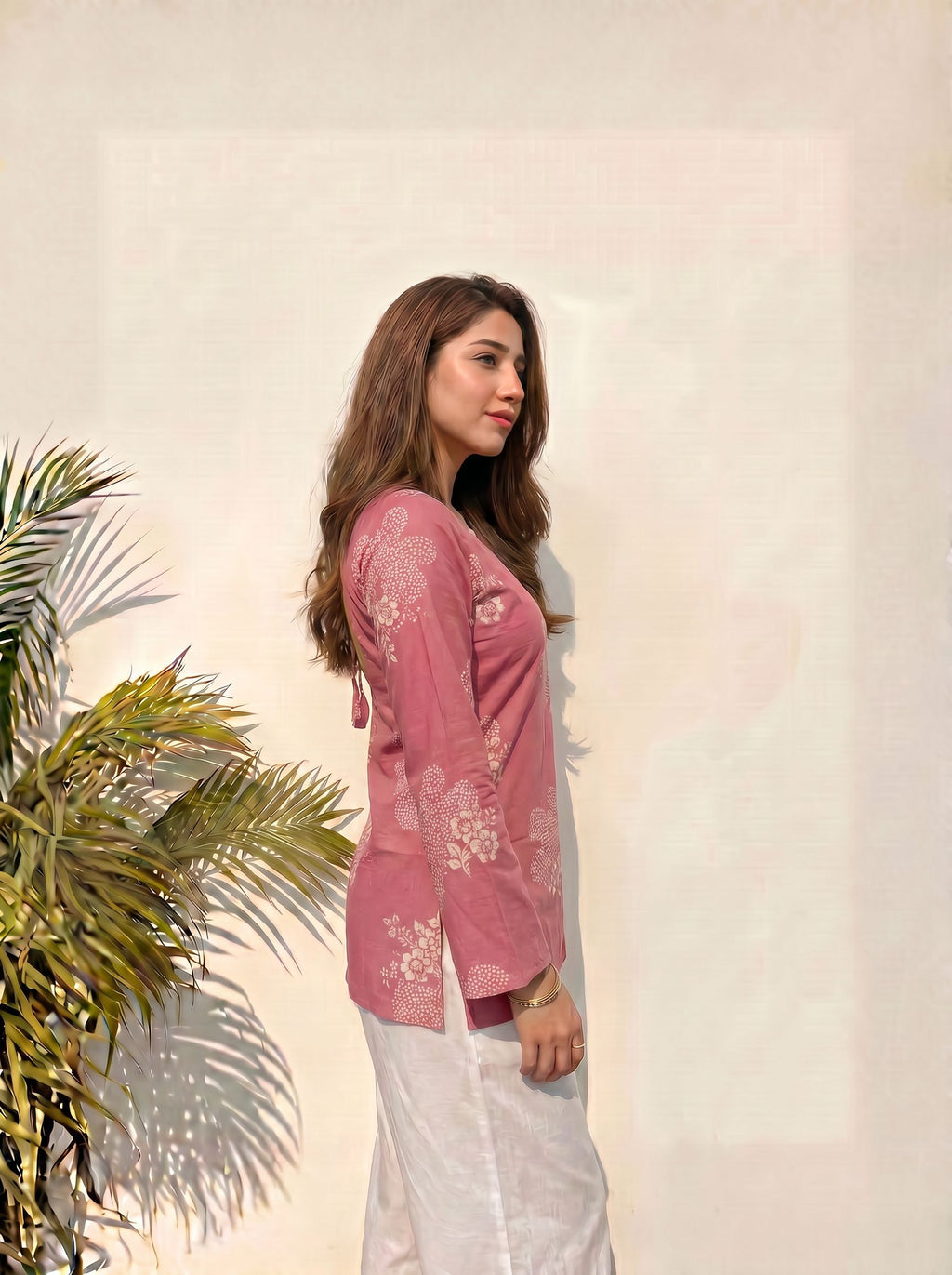 Tara sleeved deep back kurti