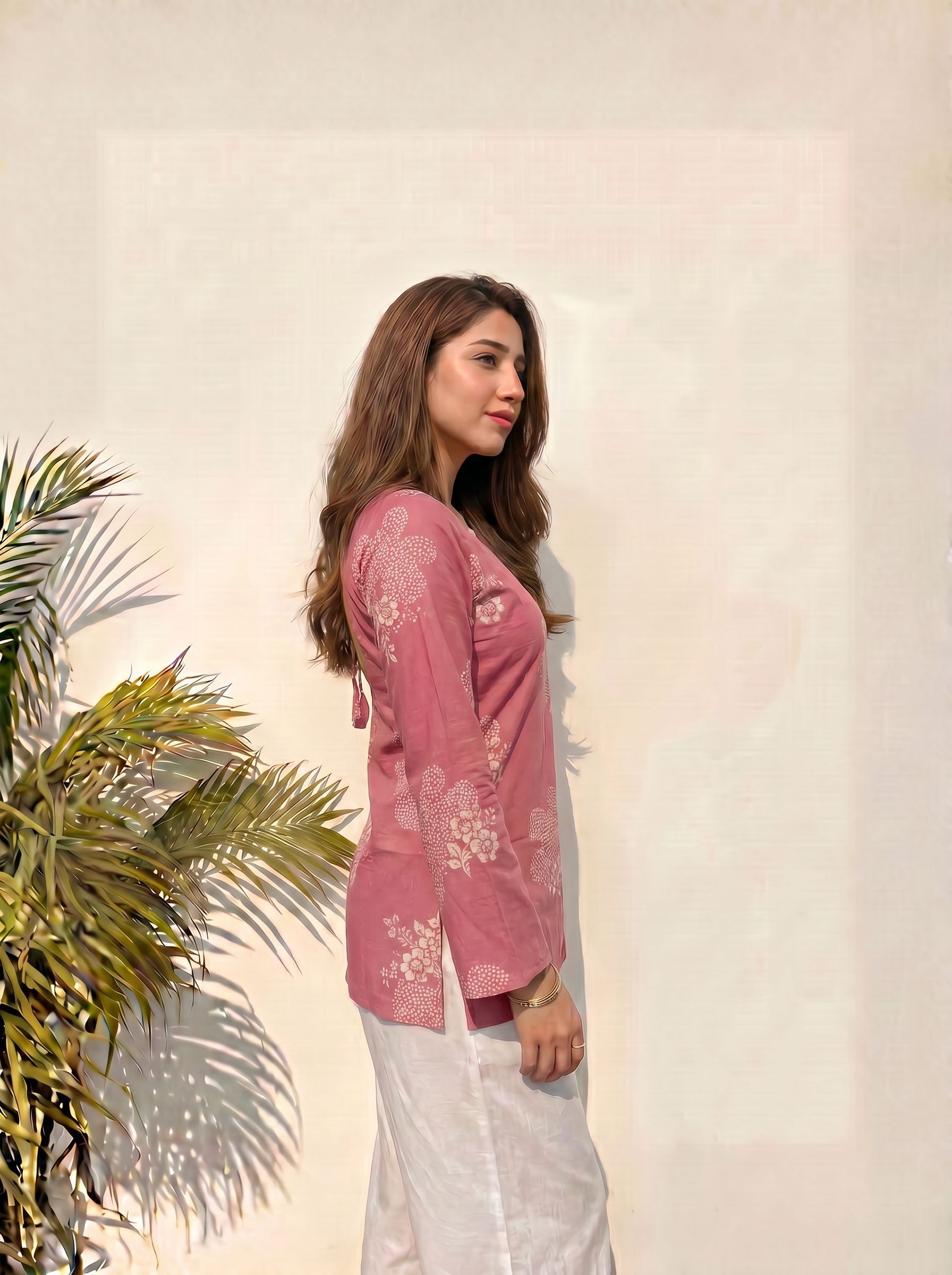 Tara sleeved deep back kurti