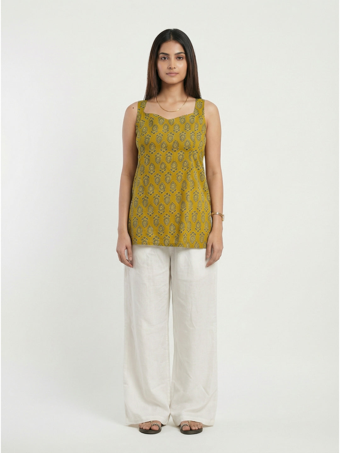 Juhi Deep Back Kurti