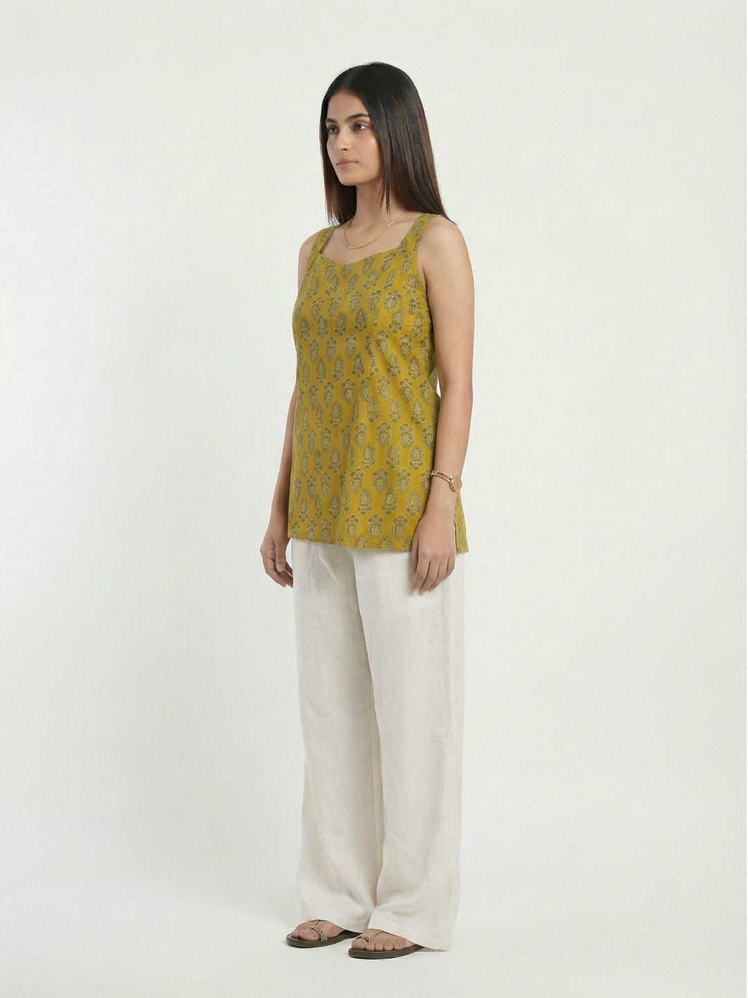 Juhi Deep Back Kurti